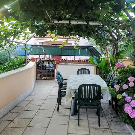 Apartman 100M2, Full Opremljen, Privatni Parking. Pula Zewnętrze zdjęcie